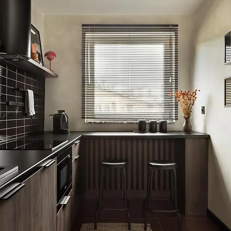 Nafenna 2-Bedroom Apartment In Old Town-2